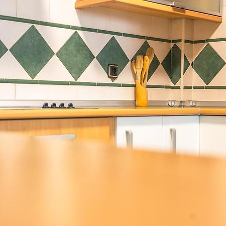 Grande Apartamento Familiar Sevilla Eksteriør billede