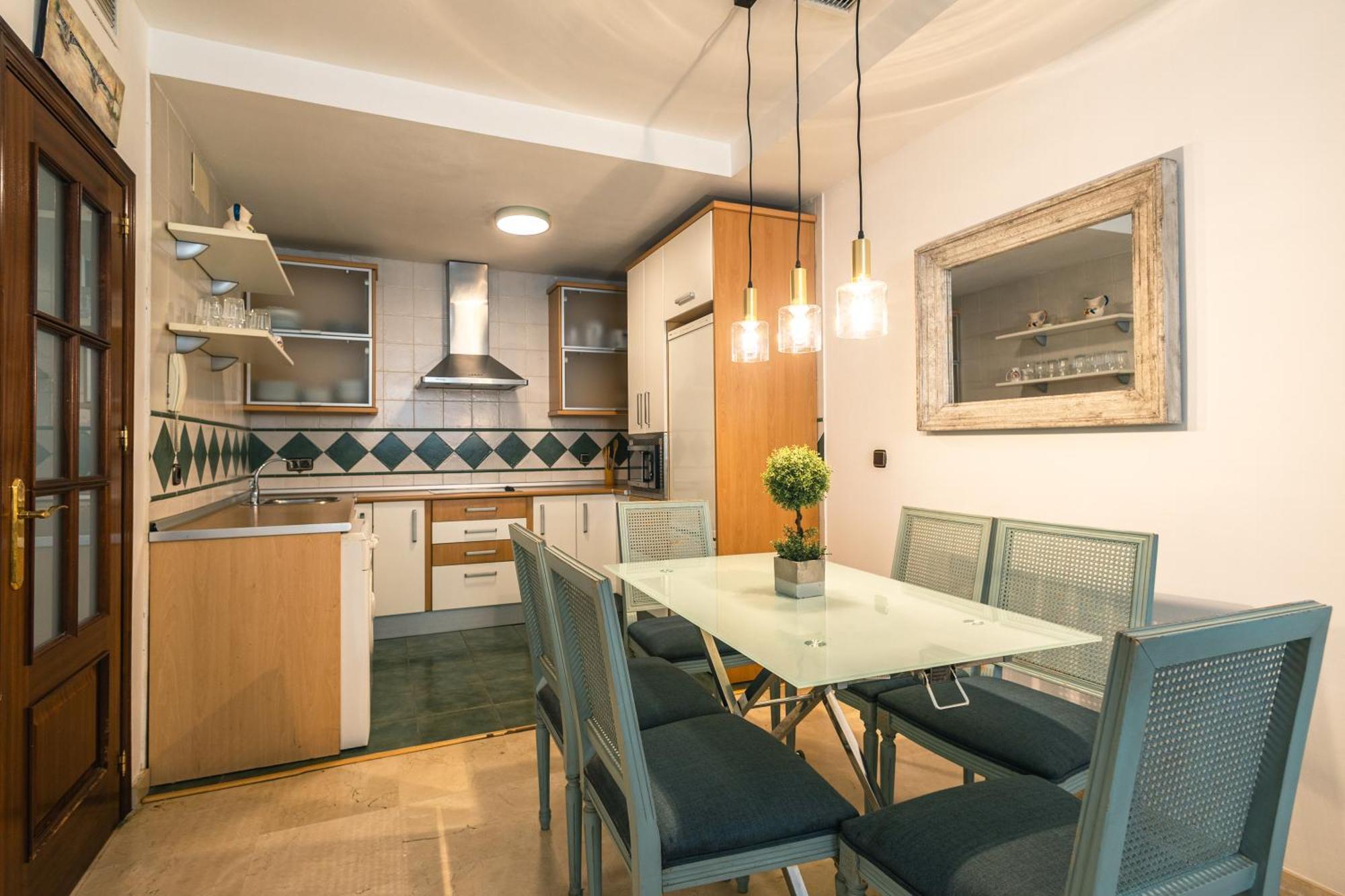 Grande Apartamento Familiar Sevilla Eksteriør billede
