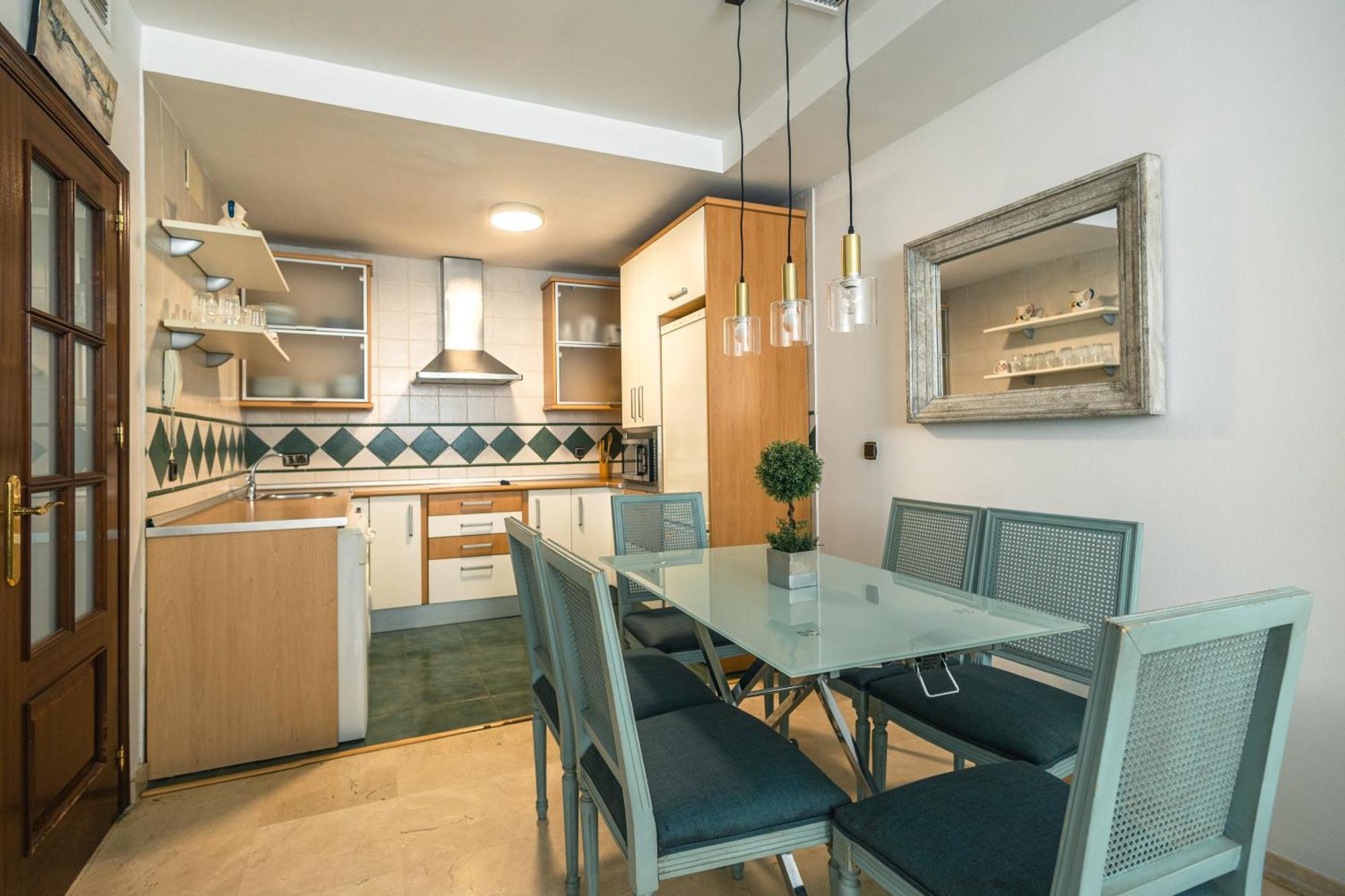 Grande Apartamento Familiar Sevilla Eksteriør billede